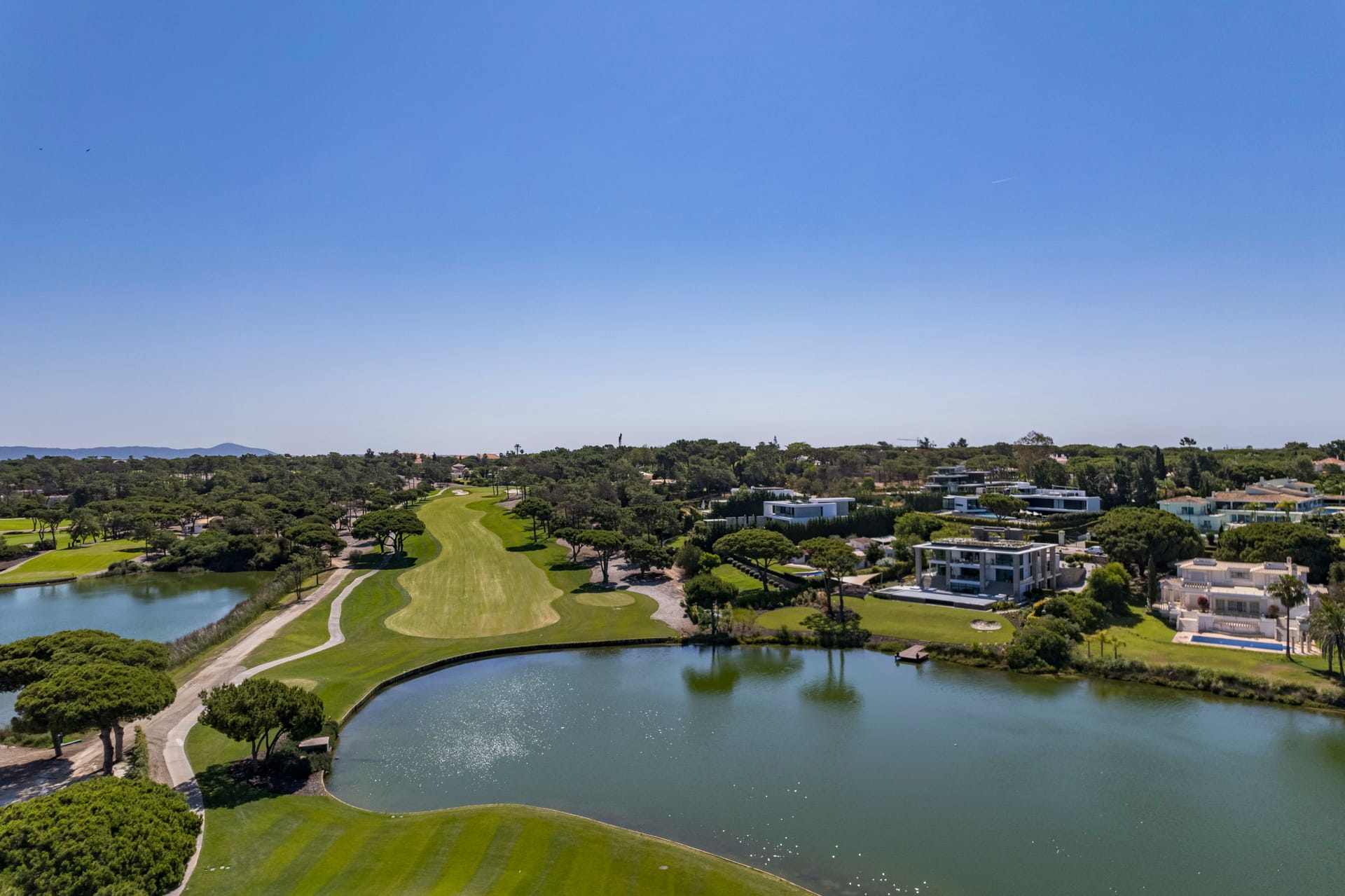 Luxury 4 Bedroom Villa in Encosta Do Lago