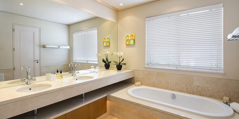 Master En Suite Vacation Villa Rental Algarve