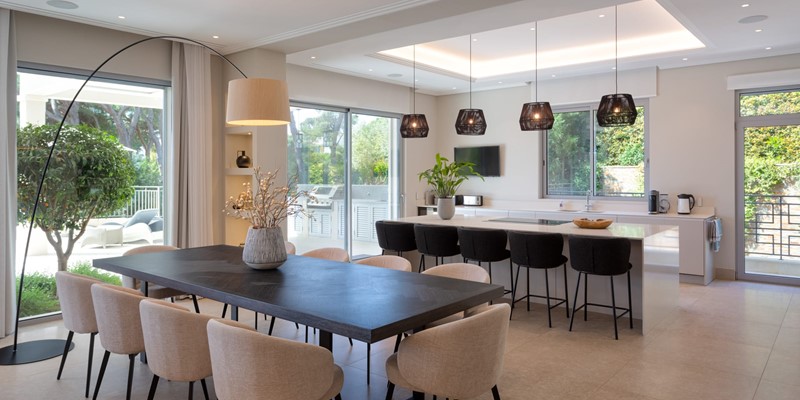 Villa With Fully Equipped Kitchen In Algarve