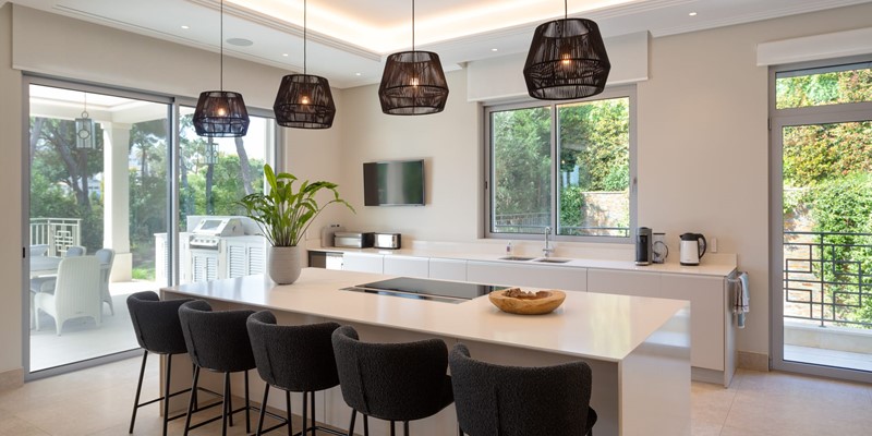 Modern Kitchen With Breakfast Bar In Quinta Do Lago Villa