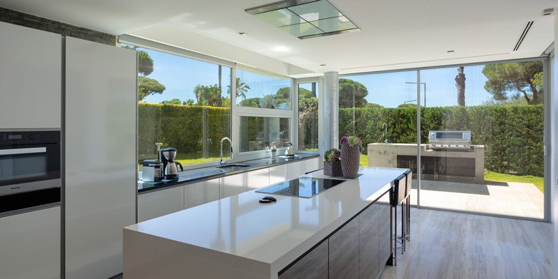 Grand Villa With BBQ Area And Modern Kitchen