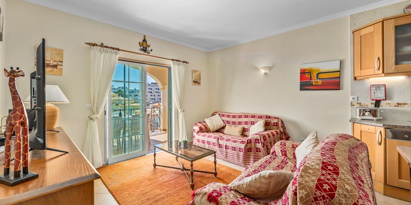 Spacious Living Room Family Apartment Albufeira