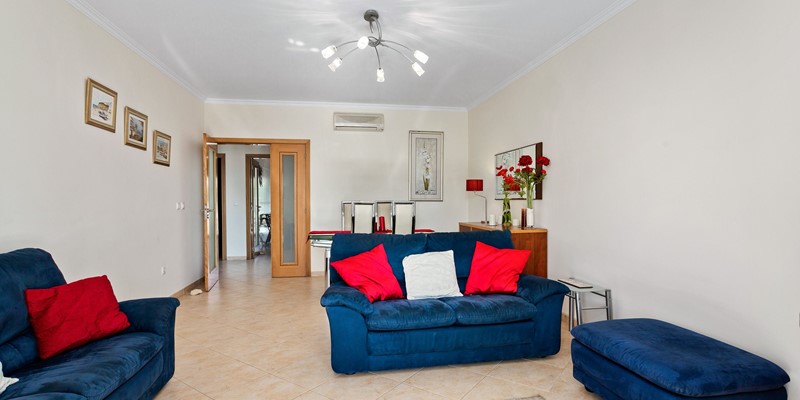 Accommodation With Wi Fi And Air Conditioning In Albufeira