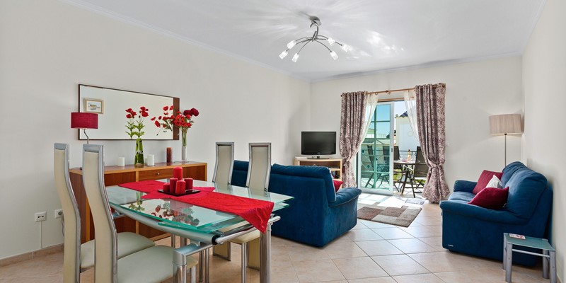 First Floor Apartment With Comfortable Living Room