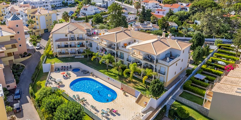 Sea View Airbnb Apartment With Terrace Near Santa Eulalia Beach Albufeira