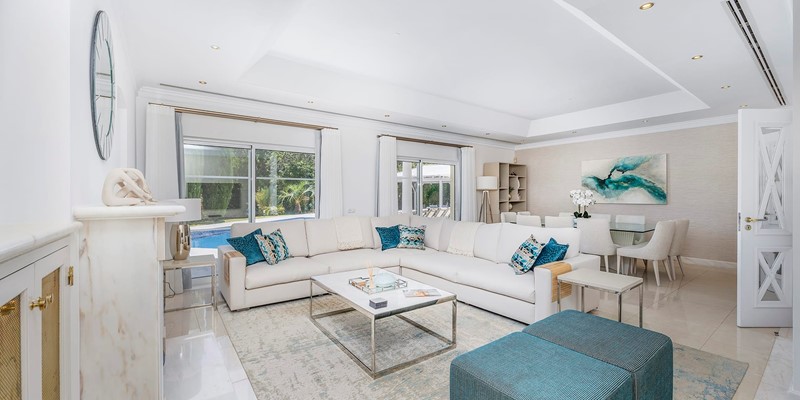 Modern Living Room Large Sofa Tv