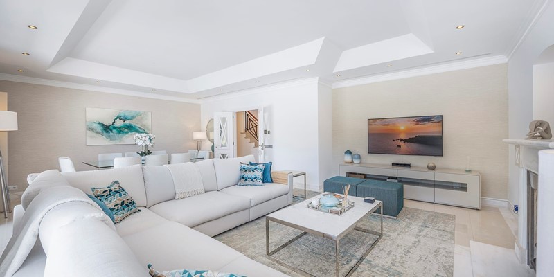 Luxury Living Room With Poolside Access