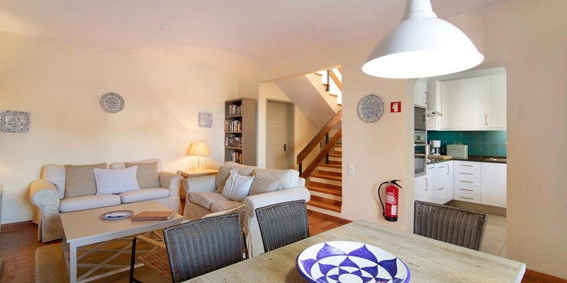 Townhouse With Open Plan Living And Dining Room