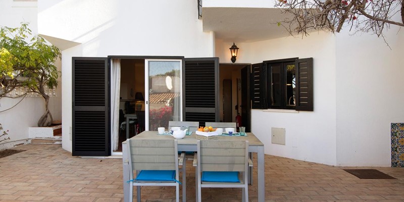 Villa With Private Terrace And Al Fresco Dining In Portugal
