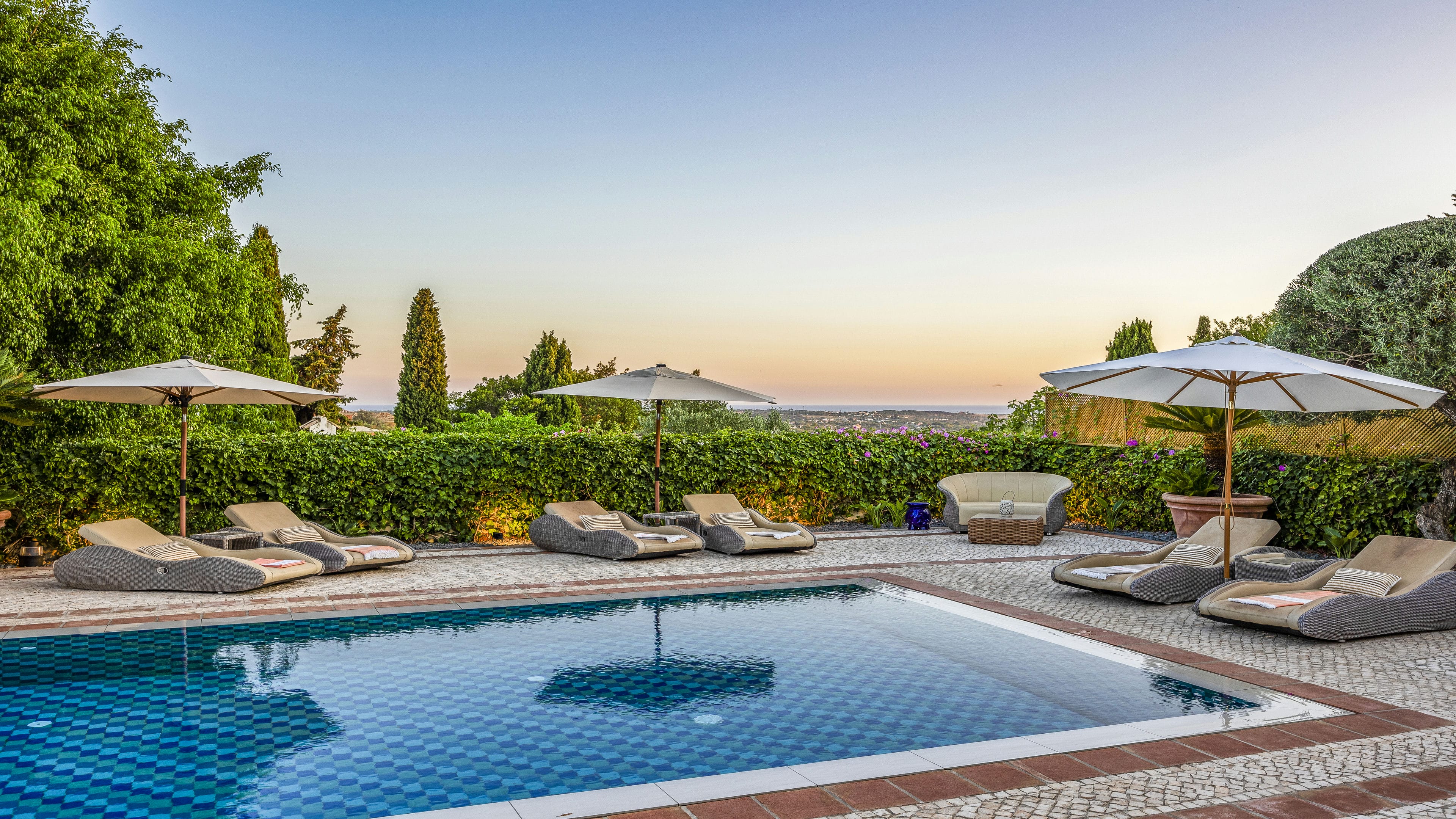 Luxury Villa In Almancil Resort Portugal