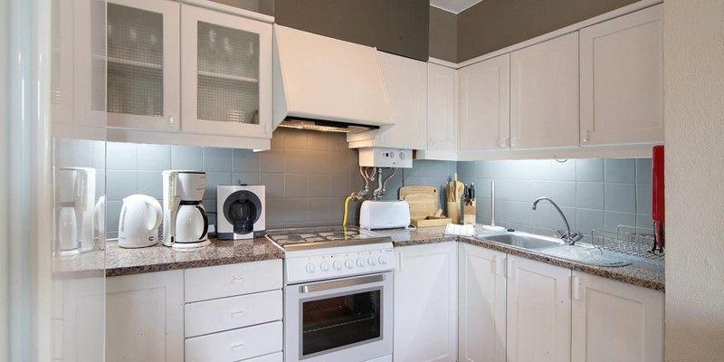 Vale Do Lobo Vacation Rental Villa Kitchen