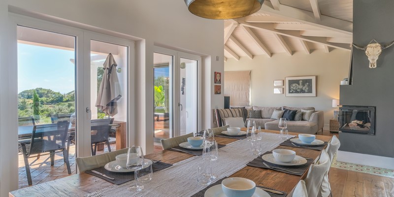 Holiday Villa Dining Table Salema