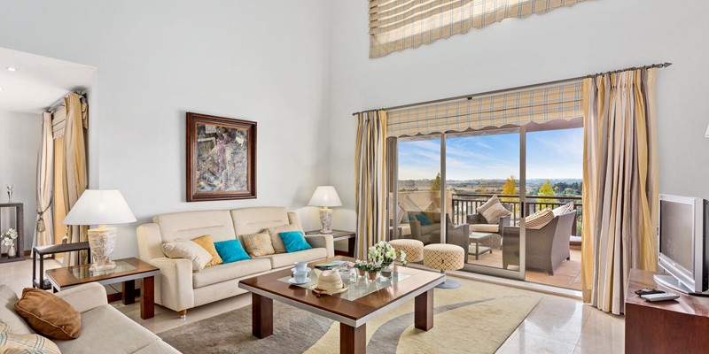 Vilamoura Holiday Apartment Spacious Living Room With Balcony