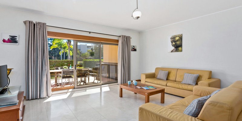 Relaxing Living Room Overlooking Garden And Pool