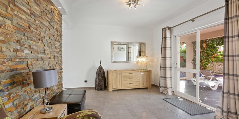Vilamoura Living Room With Private Pool Access