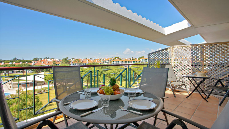 Two Bedroom Apartment in Vila Sol