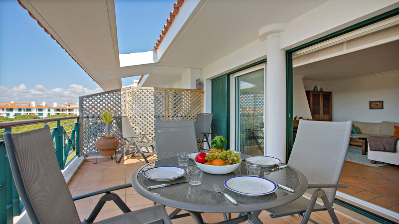 Two Bedroom Apartment in Vila Sol