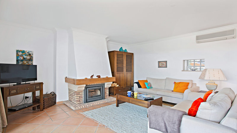 Two Bedroom Apartment in Vila Sol