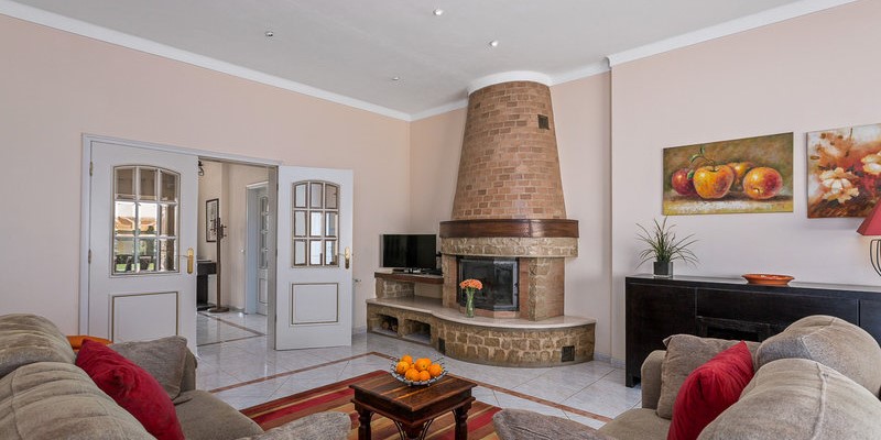 Relaxing Lounge Villa Vilamoura Perfect For Groups Algarve