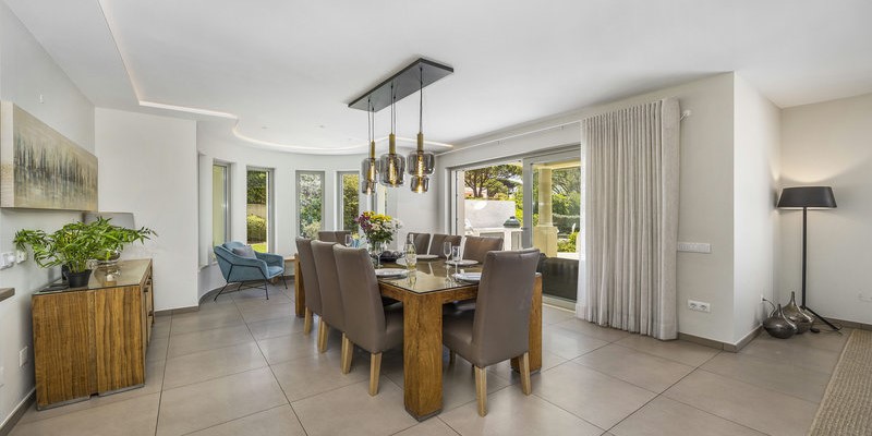 Vale Do Lobo Villa Features A Combined Living And Dining Area