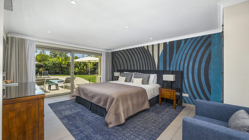 Luxury 4 Bedroom Villa In Vale Do Lobo Within Walking Distance To The Beach And Restaurants