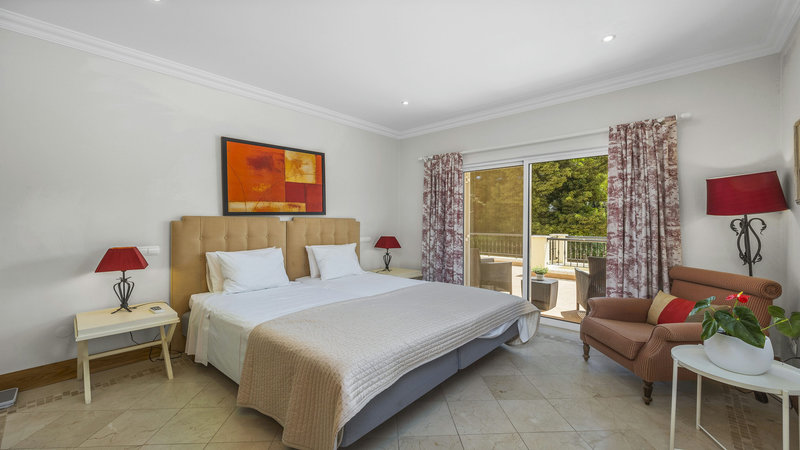 Luxury 5 Bedroom Villa In Dunas Douradas