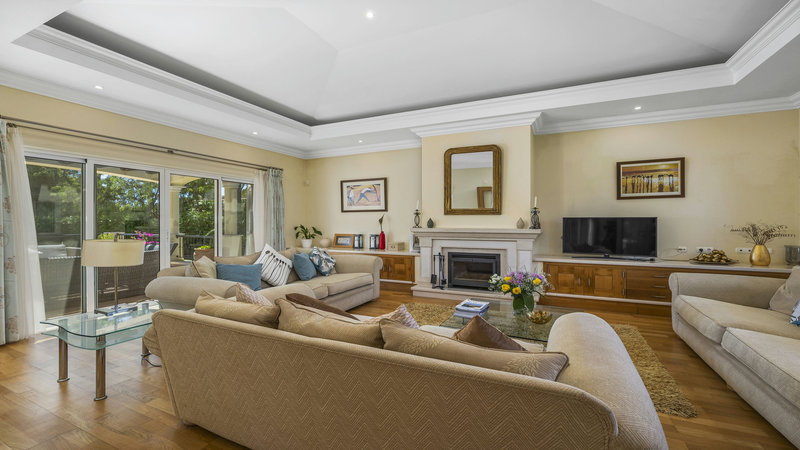 Luxury 5 Bedroom Villa In Dunas Douradas