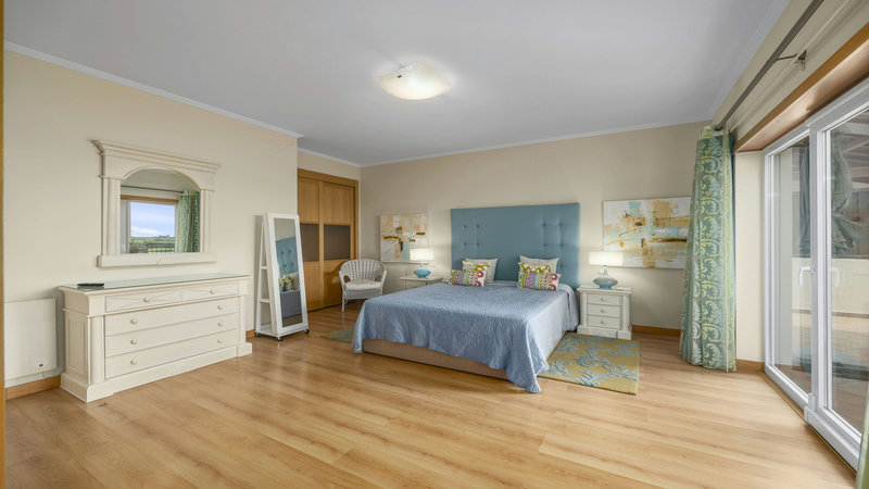 Luxury 3 Bedroom Vilamoura Apartment