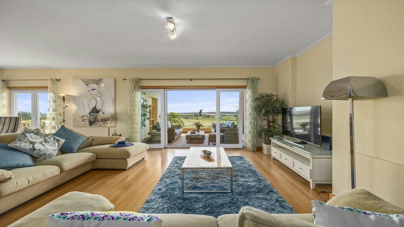 Luxury 3 Bedroom Vilamoura Apartment