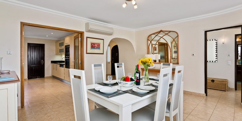 Algarve Holiday Villa Indoor Dining Area