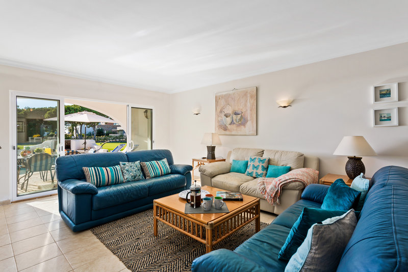 3 Bedroom Sea View Villa Vale Do Lobo 