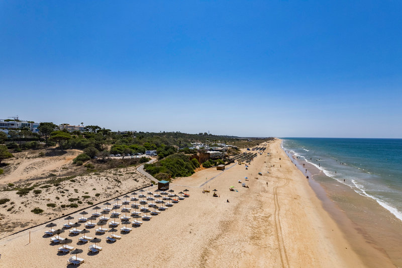 Beach Vacation In Quinta Do Lago