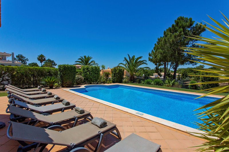 Modern 4 Bedroom Villa in Vila Sol