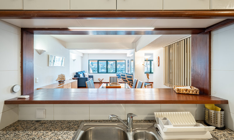 Vilamoura Marina 2 Bedroom Holiday Apartment with Pool