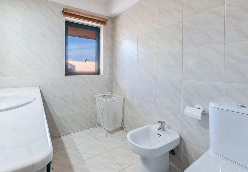 Vilamoura Marina 2 Bedroom Holiday Apartment with Pool