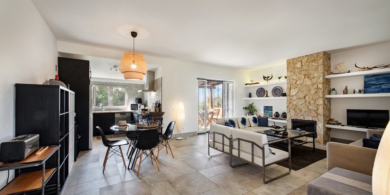 Contemporary Open Plan Villa Portugal