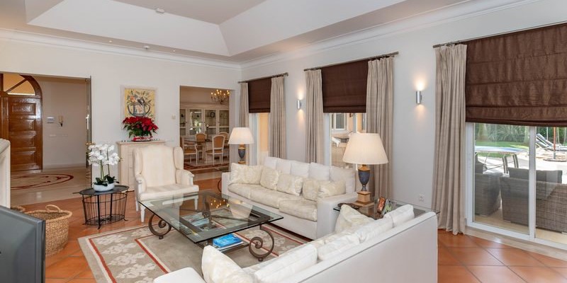 Spacious Comfortable Living Room Family Holiday Villa