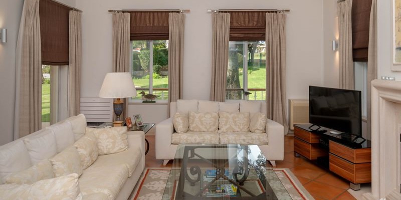 Bright Living Room Villa Opening To Pool Terrace