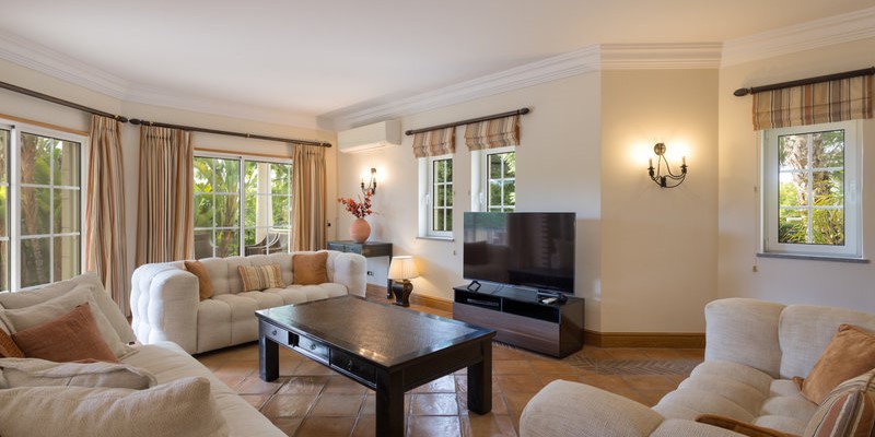 Spacious Living Room Old Fashioned Villa Algarve