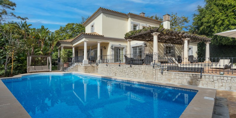 Outdoor Pool And Sun Loungers Algarve Holiday Villa