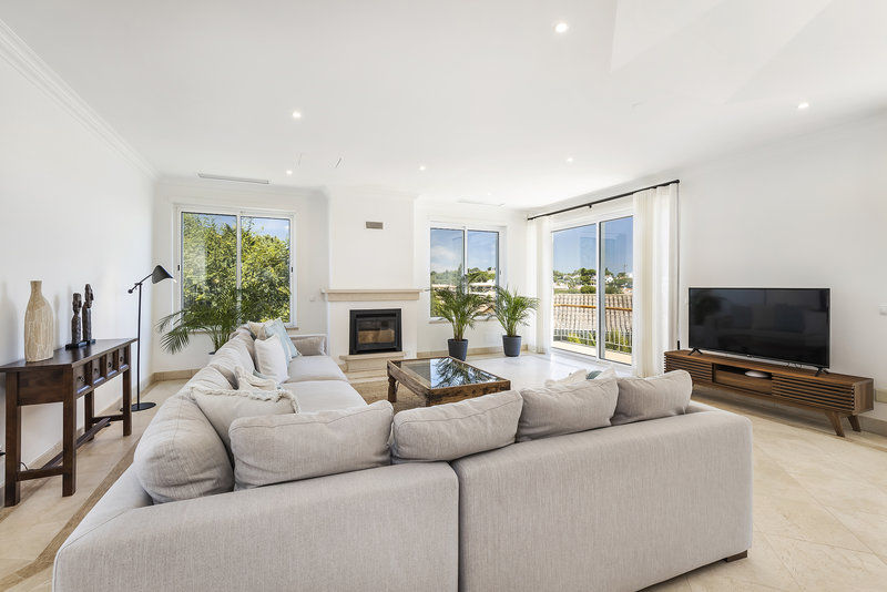 Luxury 4 Bedroom Villa in Encosta Do Lago