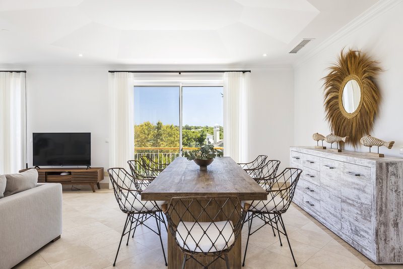 Luxury 4 Bedroom Villa in Encosta Do Lago