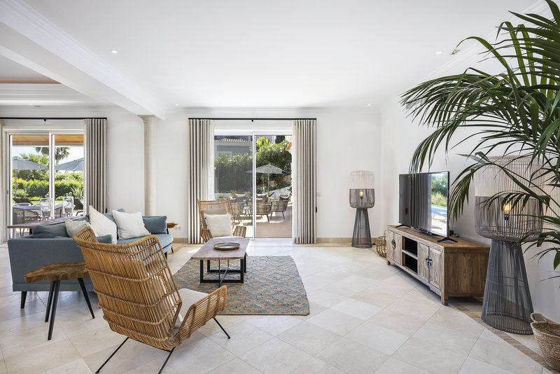 Luxury 5 Bedroom Villa Encosta Do Lago