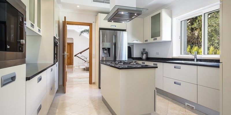 Luxury Villa Quinta Do Lago American Fridge Kitchen