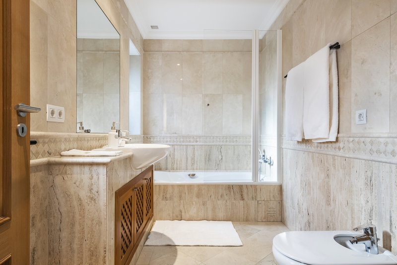 Luxury 5 Bedroom Villa Encosta Do Lago