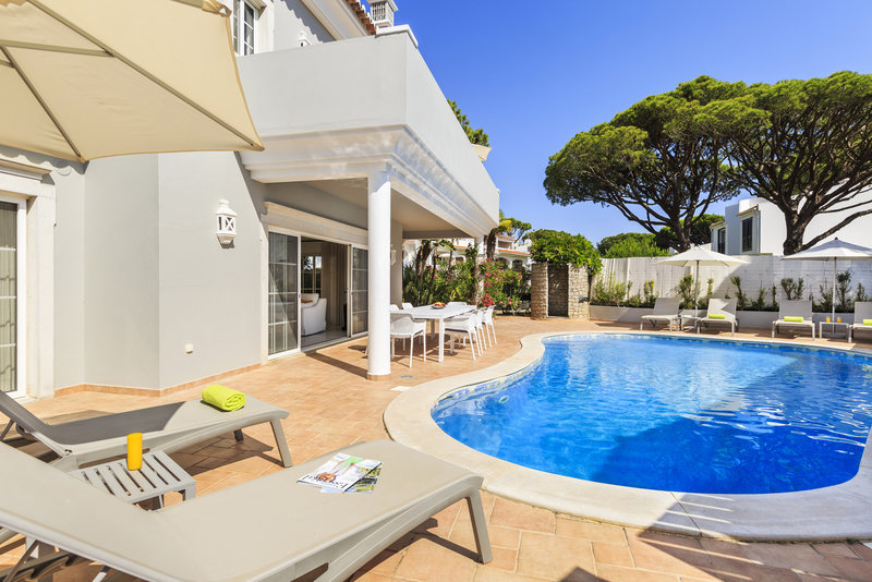 5 Bedroom Villa In Vale Do Lobo Within Walking Distance To The Beach