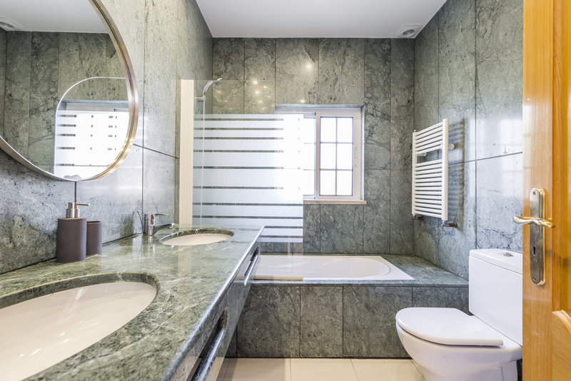 5 Bedroom Villa In Vale Do Lobo Within Walking Distance To The Beach