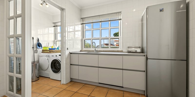 Algarve Holiday Apartment With Separate Utility Room And Laundry