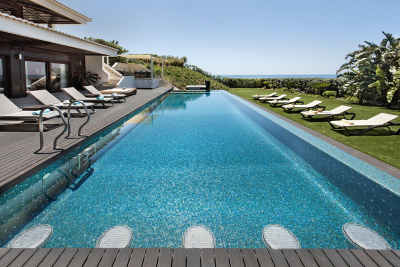 Luxury 8 Bedroom Ocean Front Villa Olhos D'Agua