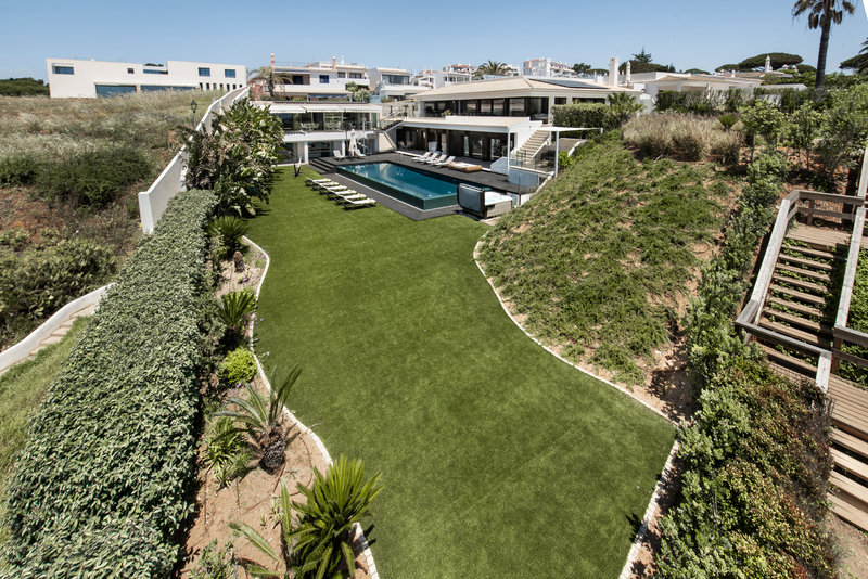 Luxury 8 Bedroom Ocean Front Villa Olhos D'Agua